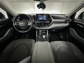 Thumbnail of 2021 Black Toyota Highlander