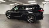 Thumbnail of 2021 Black Toyota Highlander
