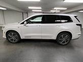 Thumbnail of 2025 Crystal White Tricoat Cadillac XT6