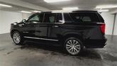 Thumbnail of 2024 Onyx Black GMC Yukon XL