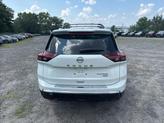 Thumbnail of 2025 Everest White Pearl Nissan Rogue