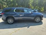 Thumbnail of 2022 Northsky Blue Metallic Chevrolet Traverse
