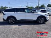 Thumbnail of 2024 White Platinum Metallic Tri-Coat Lincoln Nautilus