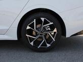 Thumbnail of 2025 Snow White Pearl Kia K5