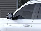 Thumbnail of 2025 White Metallic Lincoln Navigator