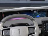 Thumbnail of 2025 White Platinum Clearcoat Metallic Lincoln Nautilus