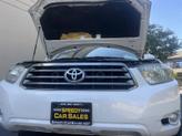 Thumbnail of 2009 Blizzard Pearl Toyota Highlander