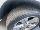 Thumbnail of 2009 Blizzard Pearl Toyota Highlander