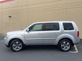 Thumbnail of 2015 Alabaster Silver Metallic Honda Pilot