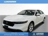 Photo of 2025 Platinum White Pearl Honda Accord