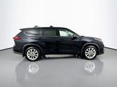 Thumbnail of 2022 Midnight Black Metallic Toyota Highlander Hybrid