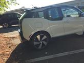 Thumbnail of 2019 Capparis White w/BMW i Frozen Blue Accent BMW i3