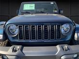 Thumbnail of 2025 Fathom Blue Pearlcoat Jeep Gladiator