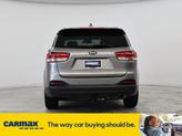 Thumbnail of 2016 Gray Kia Sorento