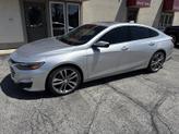 Thumbnail of 2022 Silver Ice Metallic Chevrolet Malibu