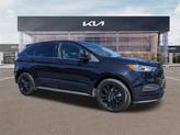 Photo of 2022 Agate Black Metallic Ford Edge