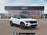 Thumbnail of 2026 Clear White/Black Roof Kia Seltos