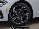 Thumbnail of 2025 Snow White Pearl Kia K5