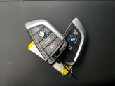 Thumbnail of 2023 Gray BMW 330