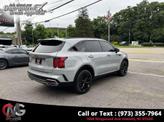 Thumbnail of 2022 Wolf Gray Kia Sorento