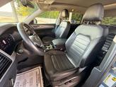 Thumbnail of 2019 Platinum Gray Metallic Volkswagen Atlas