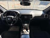 Thumbnail of 2017 Diamond Black Crystal Pearlcoat Jeep Grand Cherokee