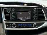 Thumbnail of 2015 Blue Toyota Highlander