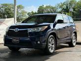 Thumbnail of 2015 Blue Toyota Highlander