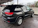 Thumbnail of 2019 Diamond Black Crystal Pearlcoat Jeep Grand Cherokee