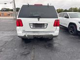 Thumbnail of 2003 Oxford White Clearcoat Lincoln Navigator