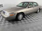 Thumbnail of 2004 Arizona Beige Clearcoat Metallic Mercury Grand Marquis