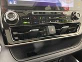 Thumbnail of 2020 Blizzard Pearl Toyota Highlander