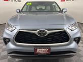 Thumbnail of 2024 Moon Dust Toyota Highlander