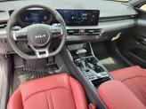 Thumbnail of 2025 Snow White Pearl Kia K5