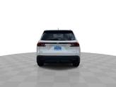 Thumbnail of 2024 Wind Chill Pearl Toyota Grand Highlander