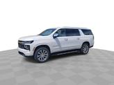 Thumbnail of 2025 Iridescent Pearl Tricoat Chevrolet Suburban