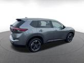 Thumbnail of 2024 Everest White Pearl Nissan Rogue