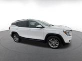 Thumbnail of 2024 Summit White GMC Terrain
