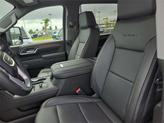 Thumbnail of 2025 Onyx Black GMC Sierra 2500