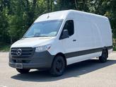 Photo of 2025 Arctic White Mercedes-Benz Sprinter 2500