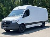 Photo of 2025 Arctic White Mercedes-Benz Sprinter 2500