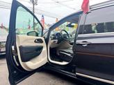 Thumbnail of 2023 Brilliant Black Crystal Pearlcoat Chrysler Pacifica