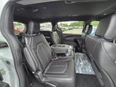 Thumbnail of 2026 Bright White Clearcoat Chrysler Pacifica