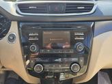 Thumbnail of 2015 Moonlight White Nissan Rogue