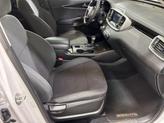 Thumbnail of 2020 Snow White Pearl Kia Sorento
