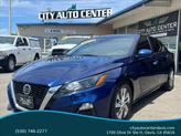 Photo of 2022 Deep Blue Pearl Nissan Altima