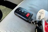 Thumbnail of 2015 Blizzard Pearl Toyota Highlander