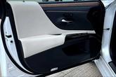 Thumbnail of 2025 Eminent White Pearl Lexus ES 350