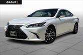 Photo of 2025 Eminent White Pearl Lexus ES 350