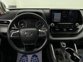 Thumbnail of 2022 Gray Toyota Highlander
